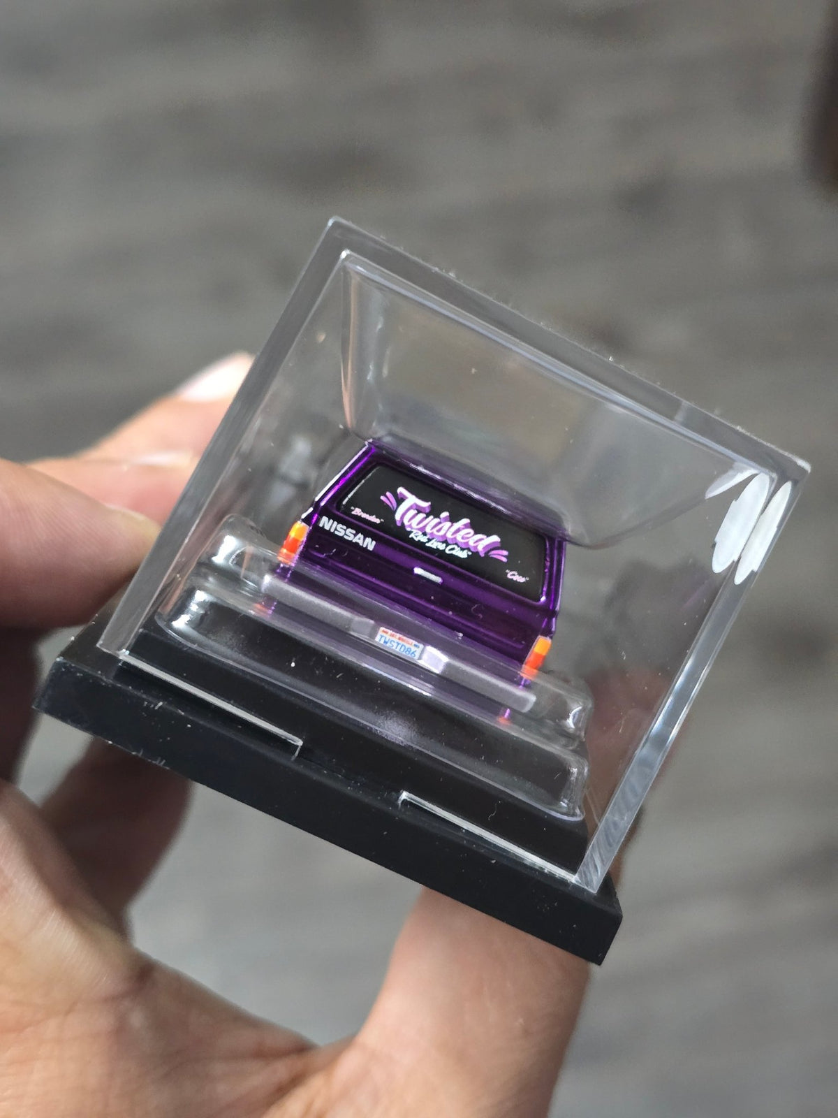RLC Hot Wheels 1986 Nissan 720 King Cab (Spectraflame Dark Purple) - Kinder Logs