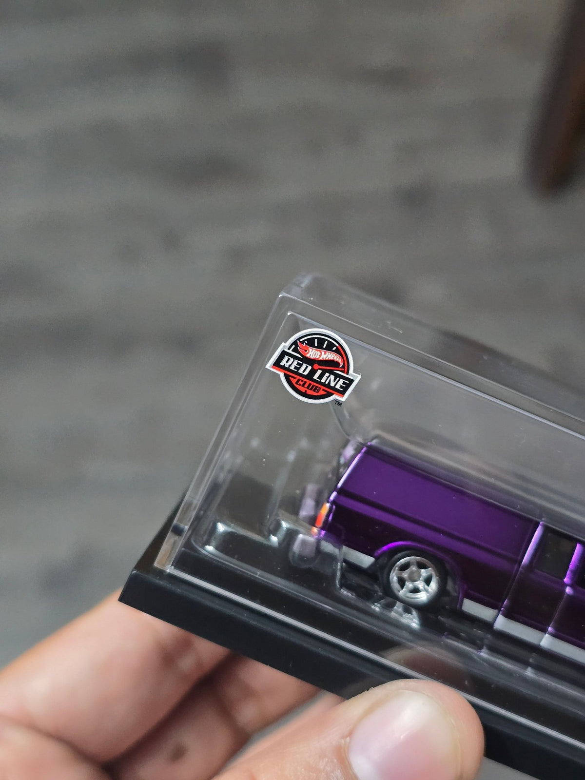 RLC Hot Wheels 1986 Nissan 720 King Cab (Spectraflame Dark Purple) - Kinder Logs