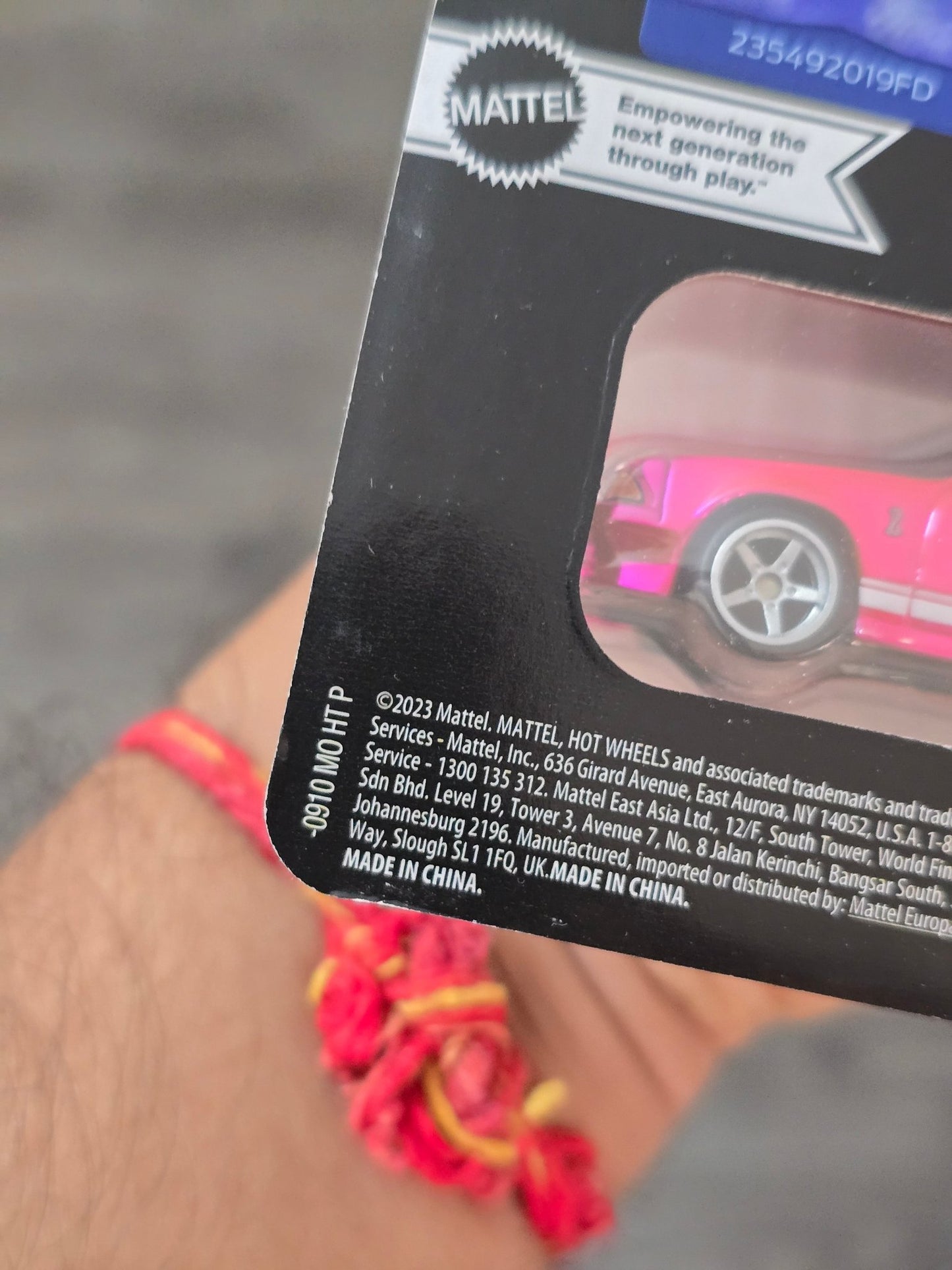 RLC Hot Wheels 1993 Ford Mustang Cobra R Pink Edition - Kinder Logs