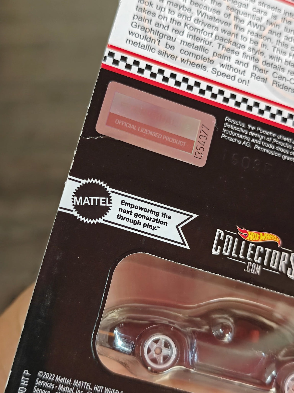RLC Hot Wheels Porsche 959 - Creased Card (Black) - Kinder Logs