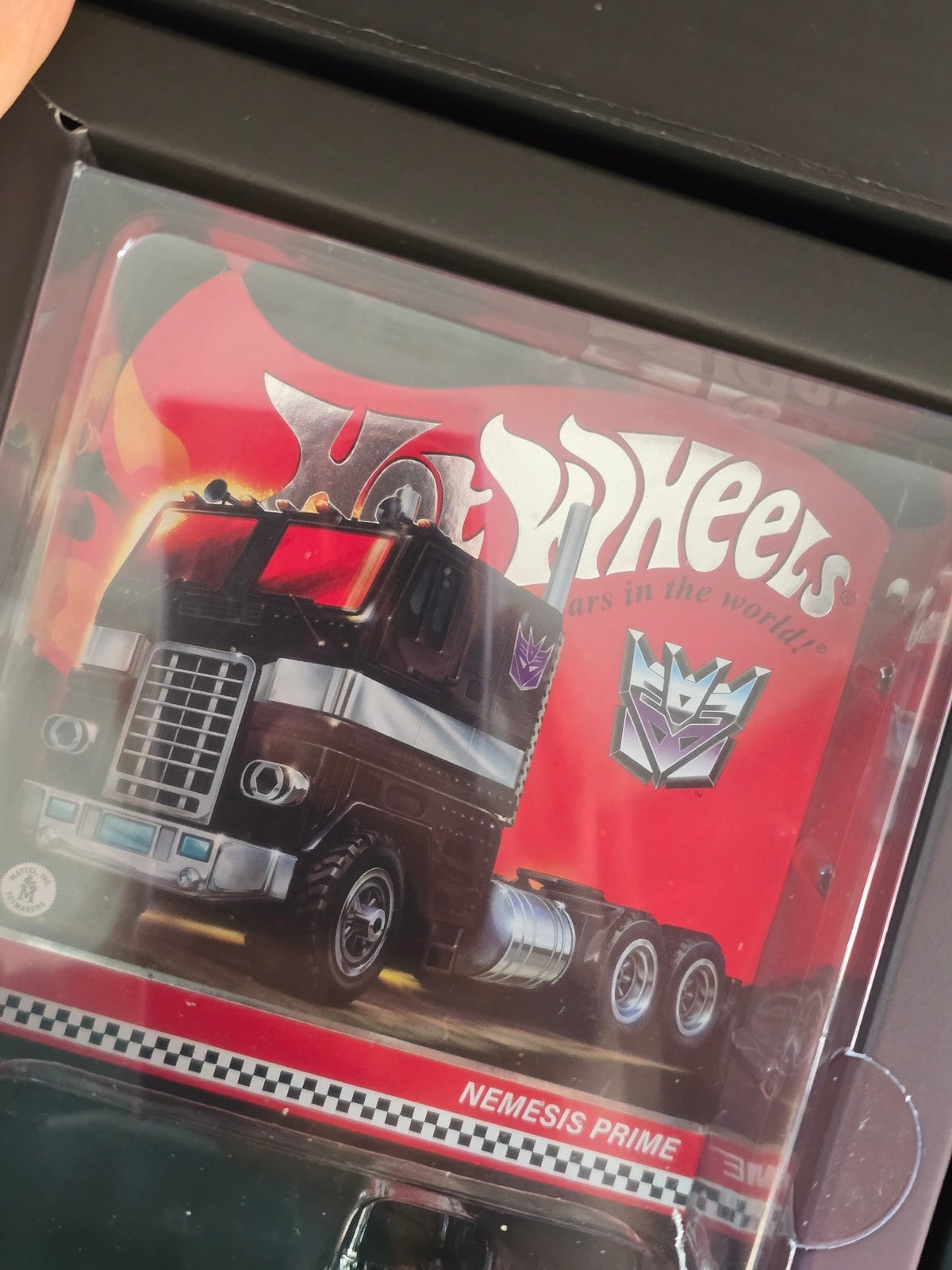 RLC Hot Wheels Transformers Nemesis Prime - Kinder Logs