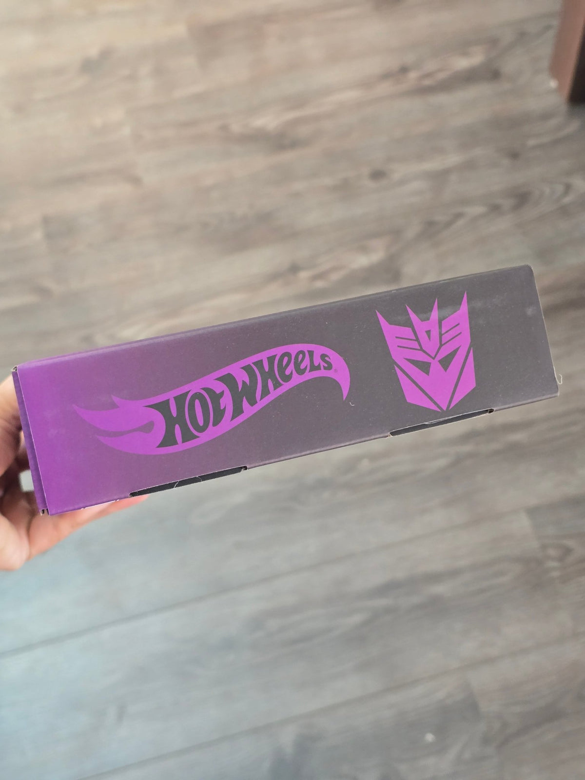 RLC Hot Wheels Transformers Nemesis Prime - Kinder Logs