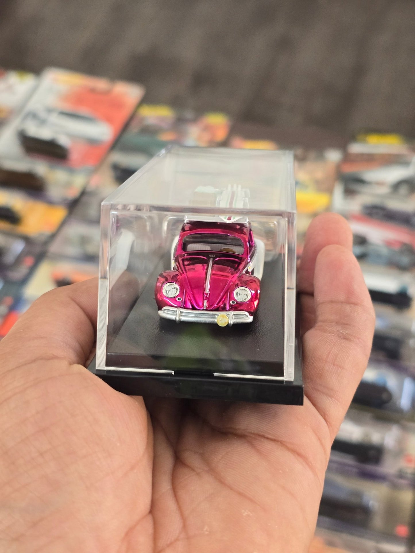 RLC Hot Wheels Volkswagen Kawa - Bug - A (Pink - White) - Kinder Logs