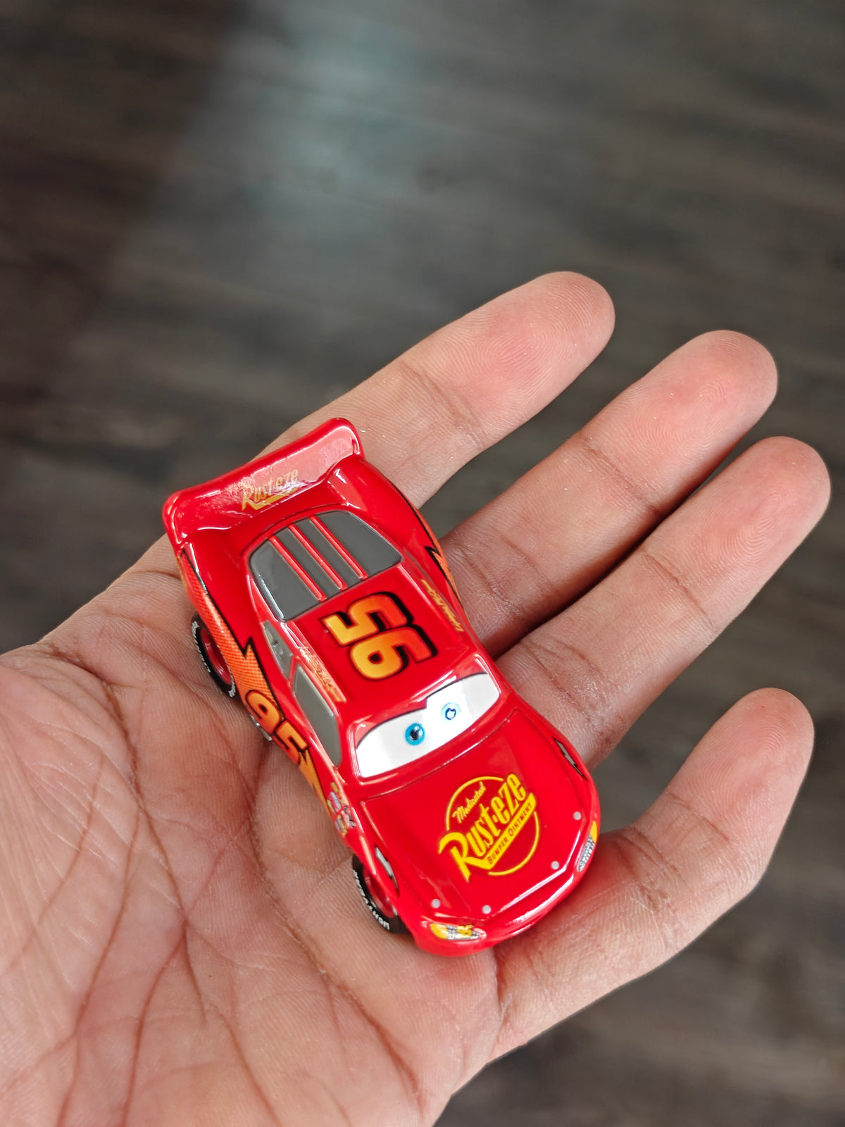Tomica Disney Pixar 'Lighting McQueen' C-01 (Open Box)