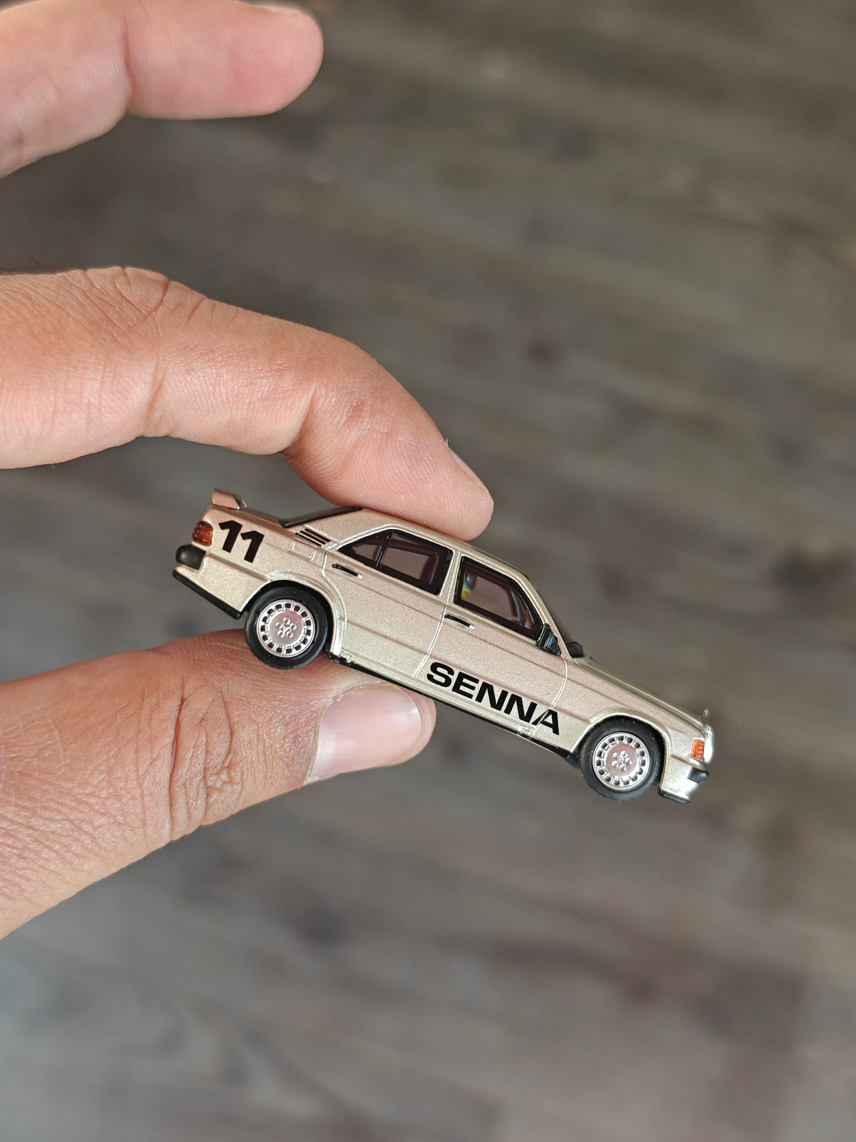 Mini GT Mercedes-Benz 190E 2.3-1.6 #11 - Ayrton Senna (Open Box)