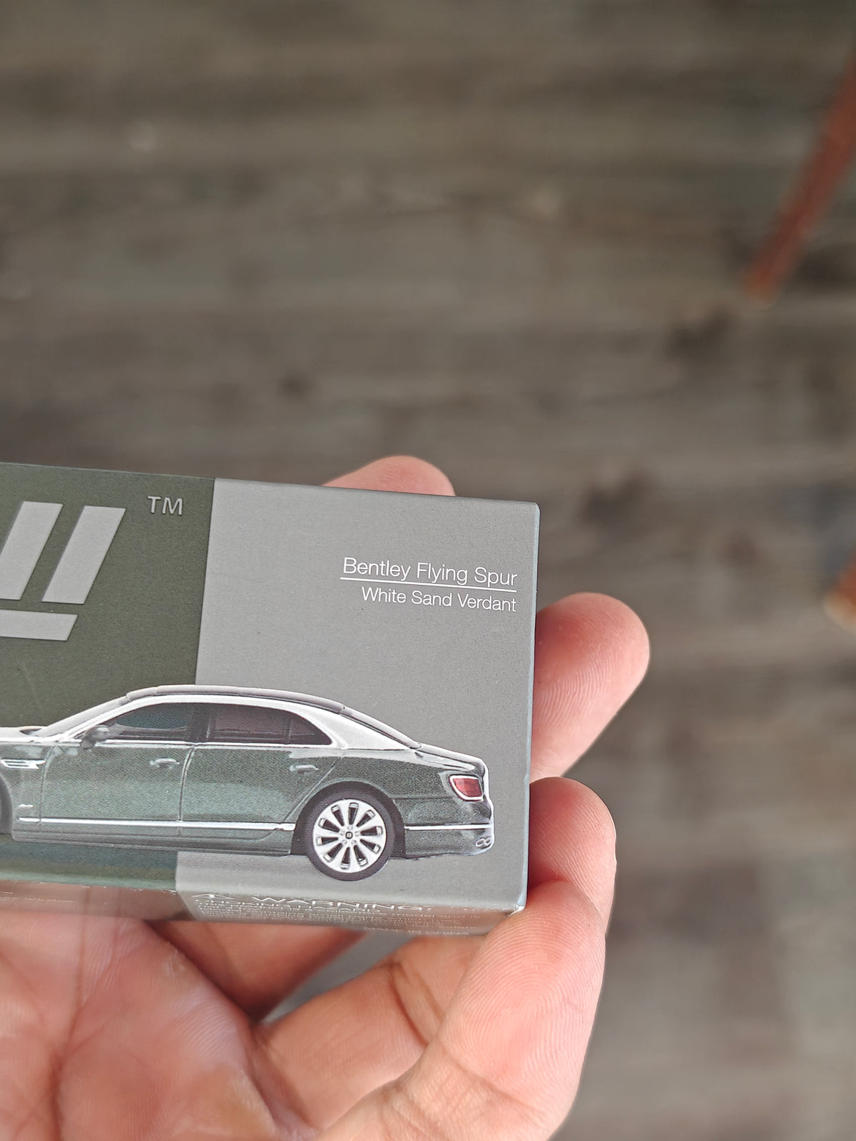 Mini GT Bentley Flying Spur - White Sand Verdant (Open Box)