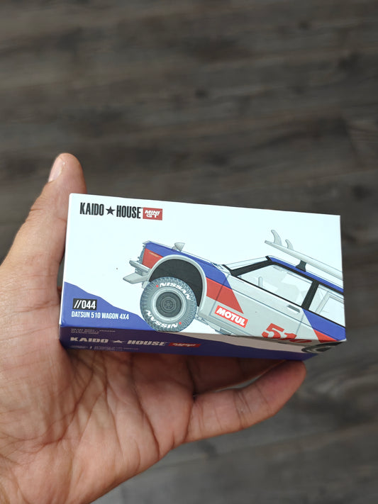 Mini GT Kaido Datsun 510 Wagon 4x4 - 044 (Open Box)