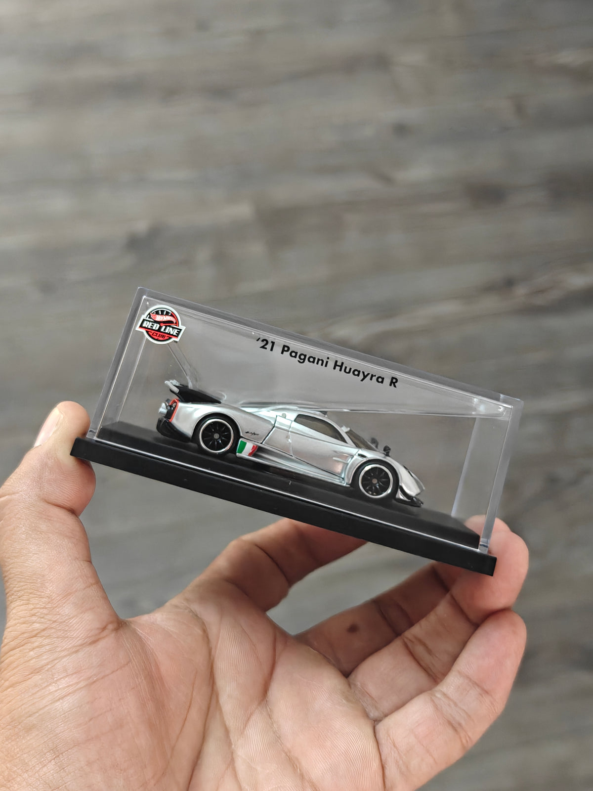 RLC Hot Wheels 2021 Pagani Huayra R (Pearl Silver)