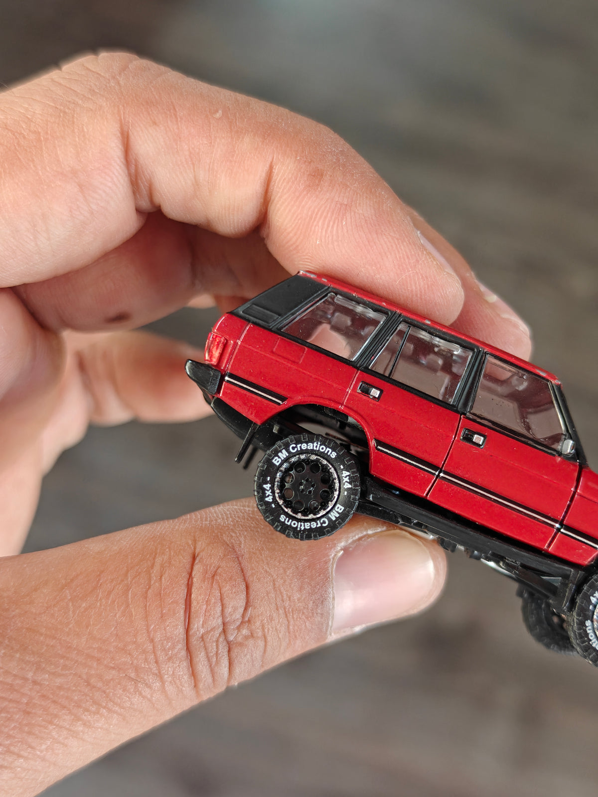 BMC Land Rover Range Rover Classic LSE - Maroon (Open Box)