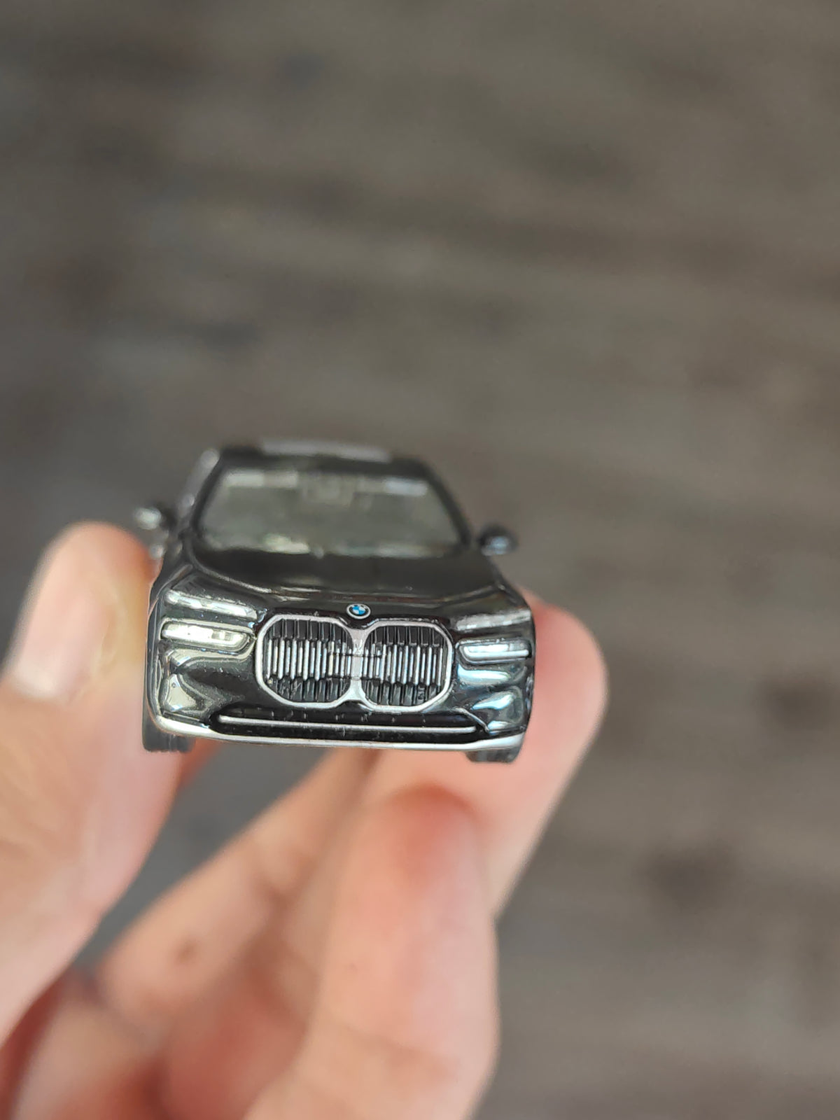 Mini GT BMW i7 xDrive60 - Black Sapphire (Open Box)