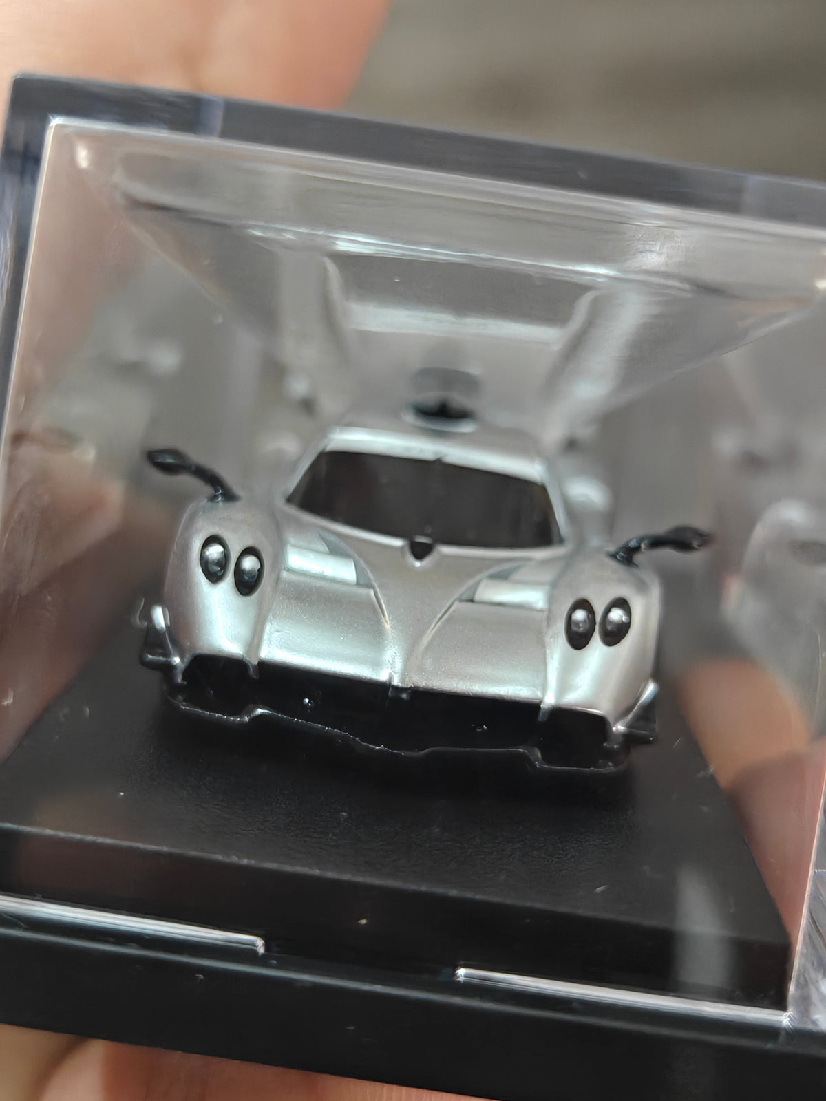 RLC Hot Wheels 2021 Pagani Huayra R (Pearl Silver)