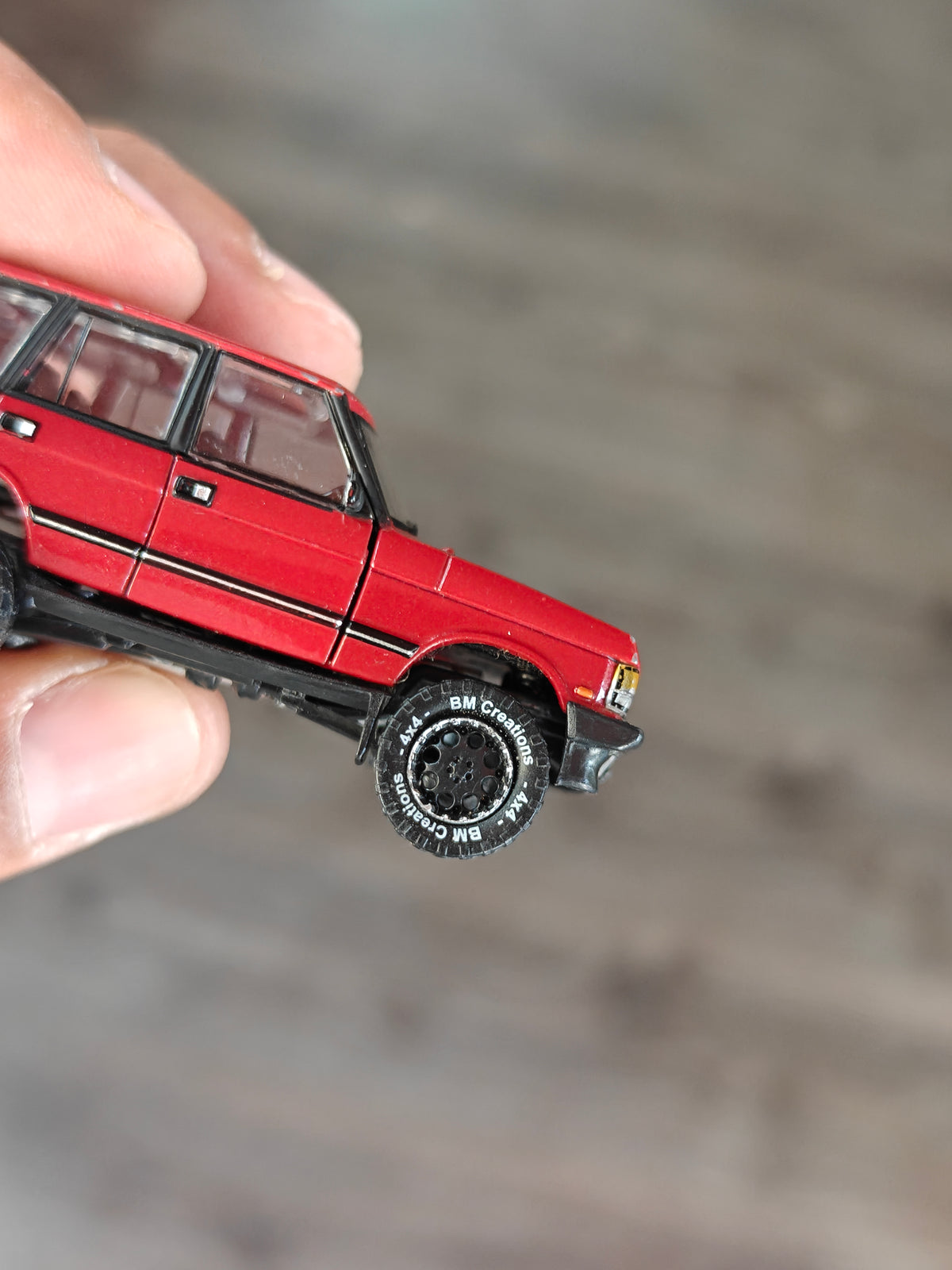 BMC Land Rover Range Rover Classic LSE - Maroon (Open Box)
