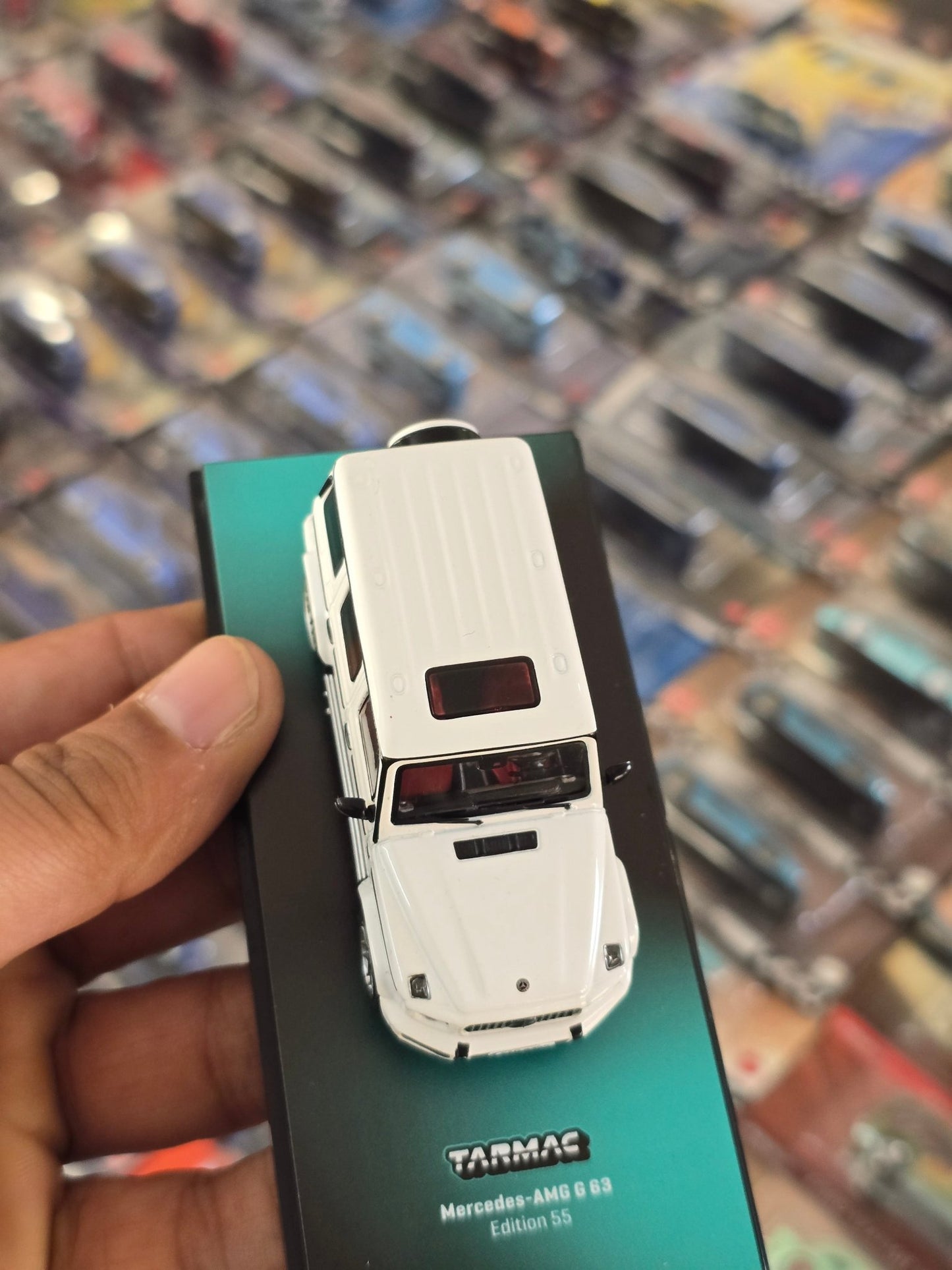 Tarmac Works Mercedes - AMG G63 Edition 55 (Open Box) - Kinder Logs