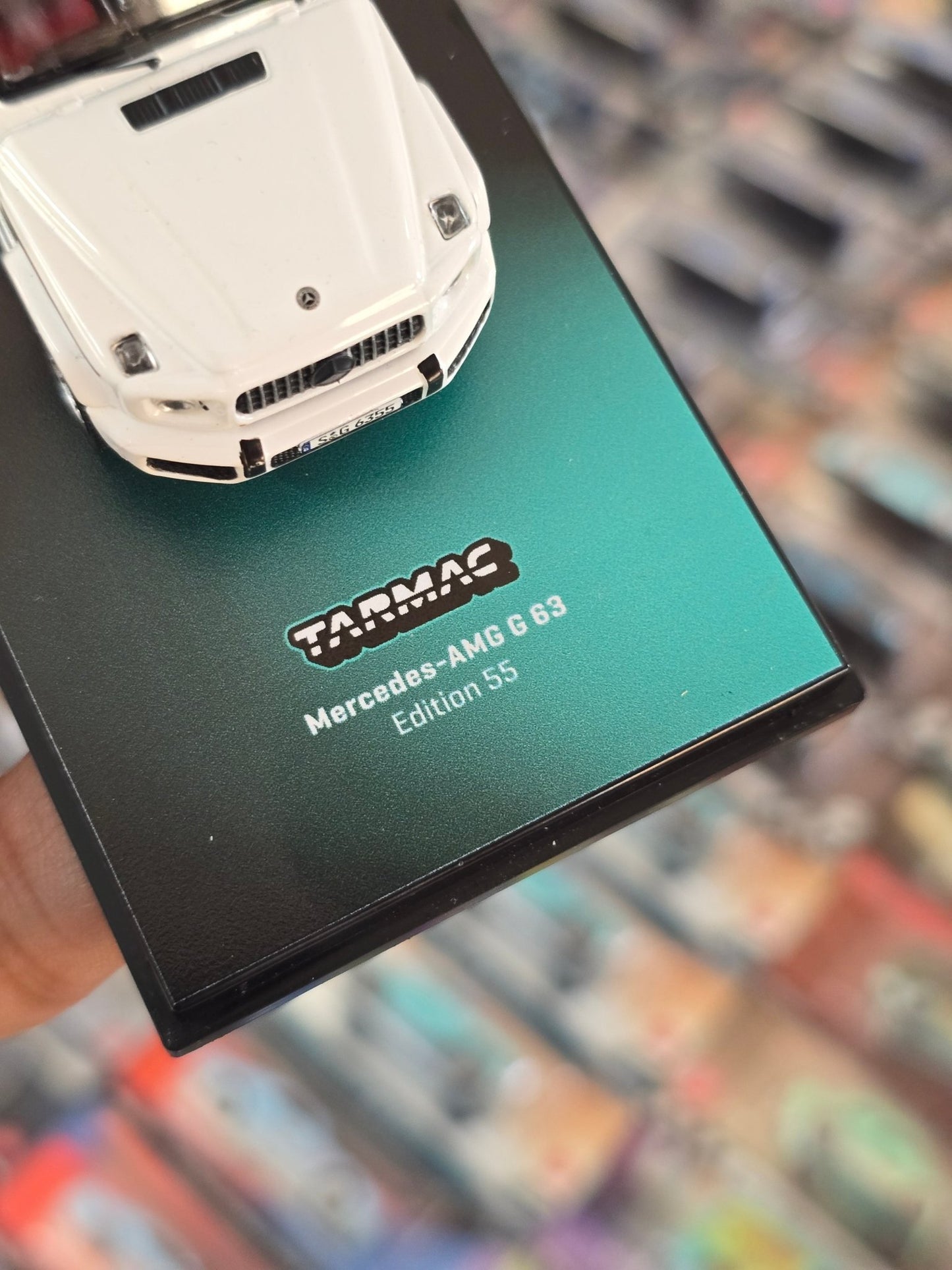 Tarmac Works Mercedes - AMG G63 Edition 55 (Open Box) - Kinder Logs