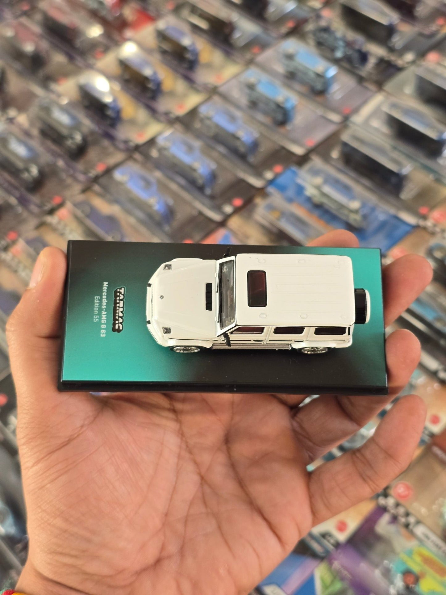 Tarmac Works Mercedes - AMG G63 Edition 55 (Open Box) - Kinder Logs