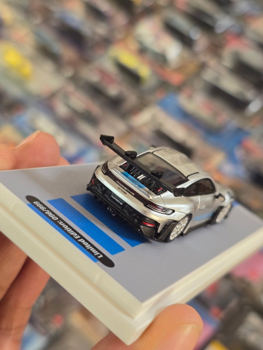 Time Micro Porsche 992 GT3 RS Transformers Mirage Limited Edition - Kinder Logs