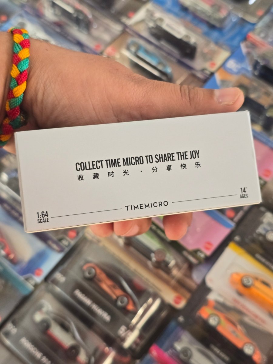 Time Micro Porsche 992 GT3 RS Transformers Mirage Limited Edition - Kinder Logs