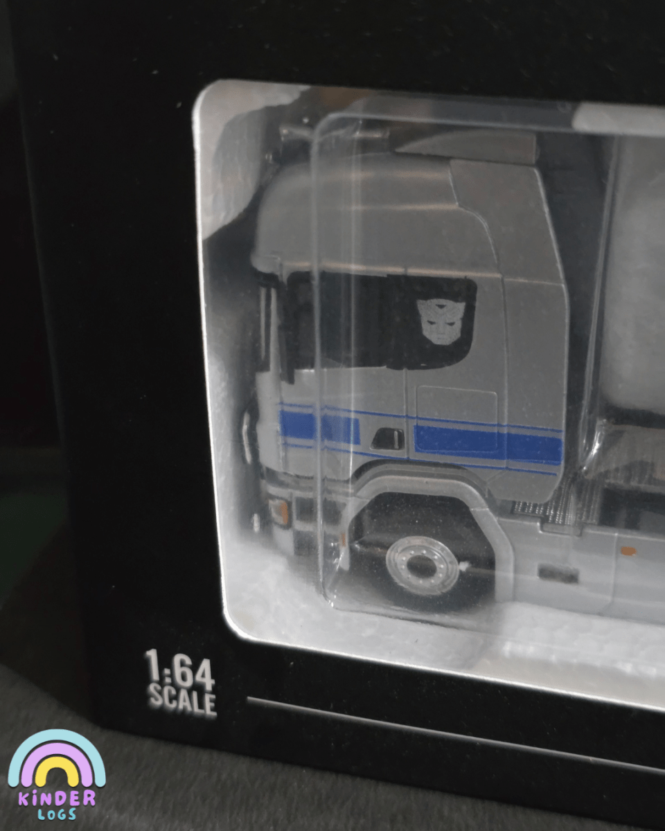 Time Micro Scania Truck - Transformers Mirage Edition - Kinder Logs