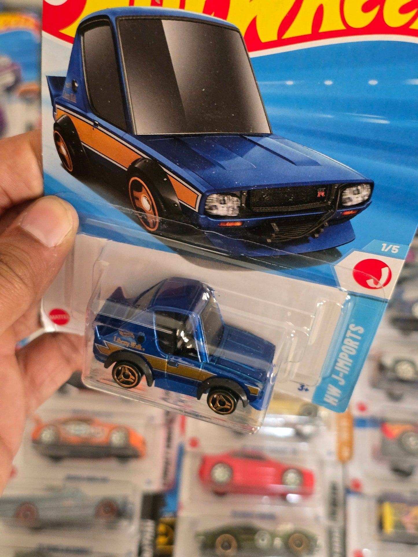 Tooned Hot Wheels Nissan Skyline 2000 GT - R LBWK (Imported) - Kinder Logs
