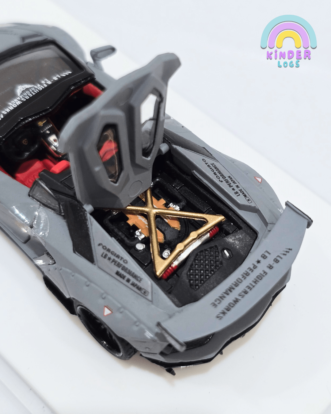 TPC Lamborghini Aventador LP700 - 4 LBWK LP720 (Rare) - Kinder Logs