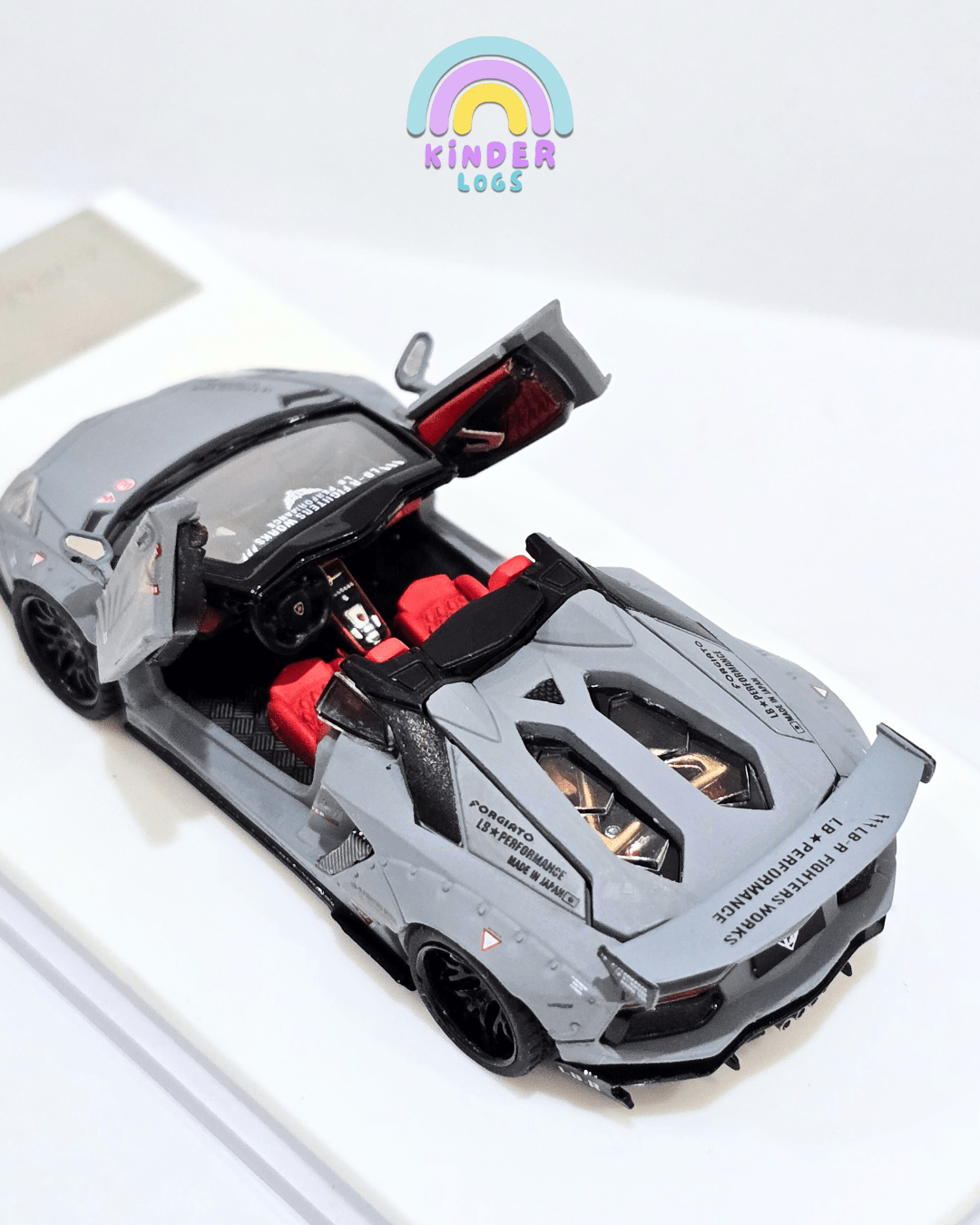 TPC Lamborghini Aventador LP700 - 4 LBWK LP720 (Rare) - Kinder Logs