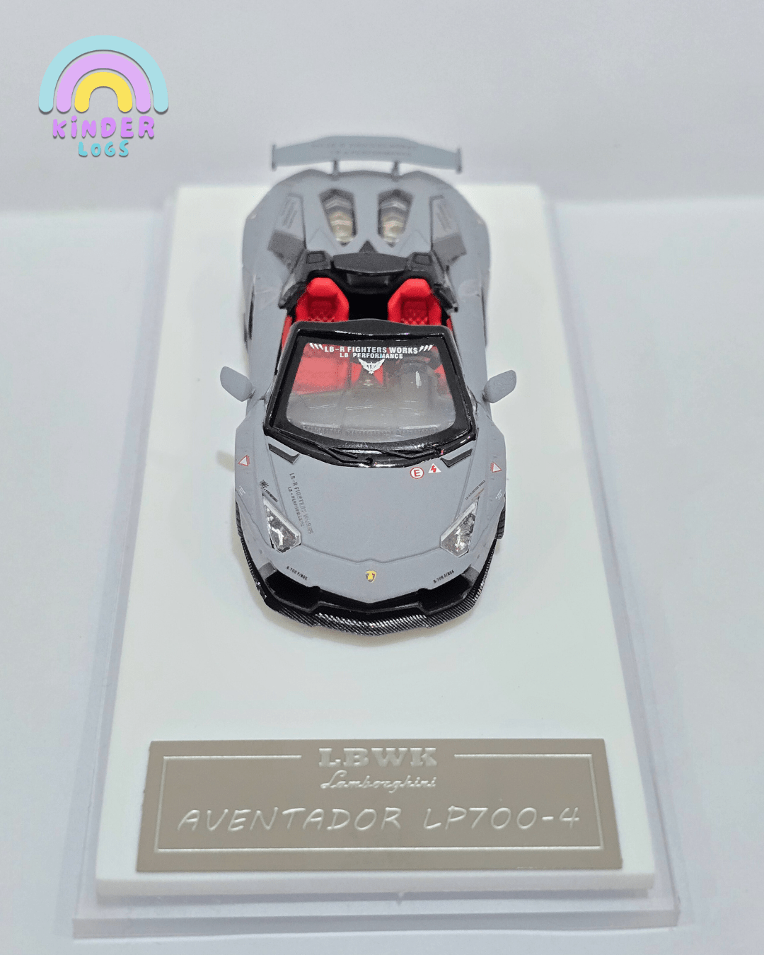TPC Lamborghini Aventador LP700 - 4 LBWK LP720 (Rare) - Kinder Logs