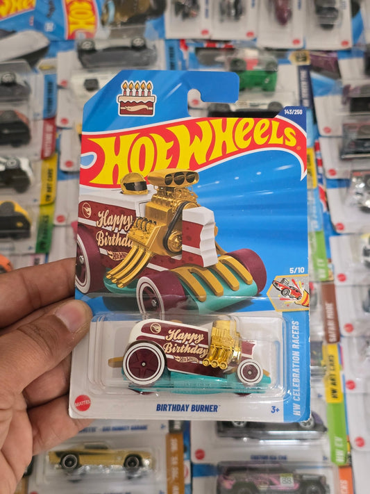 Treasure Hunt Hot Wheels Birthday Burner (Imported) - Kinder Logs