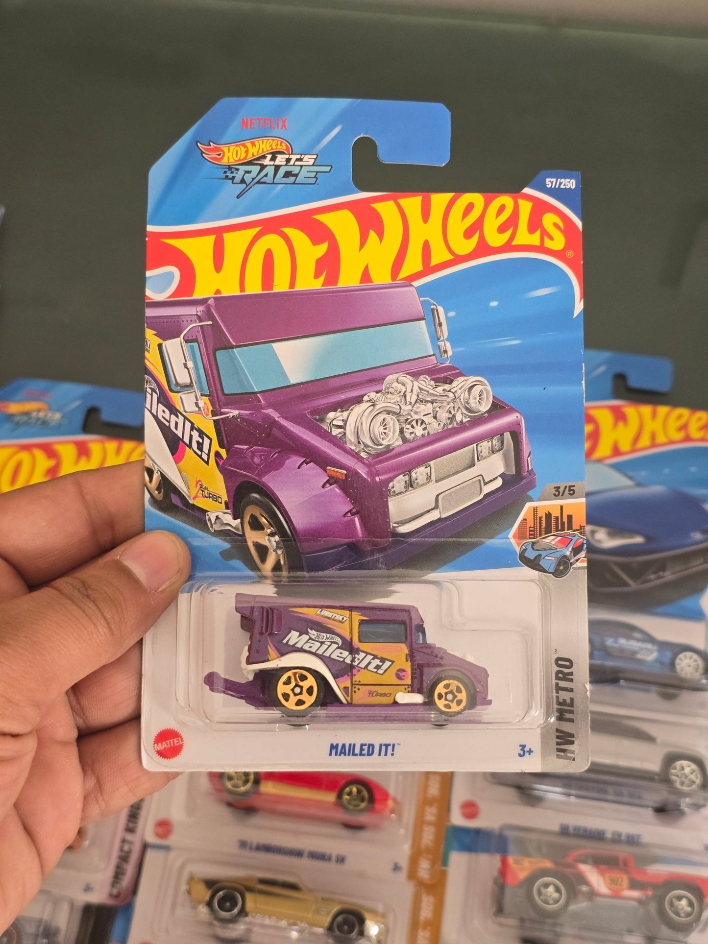 Treasure Hunt Hot Wheels Mailed It! (Imported) - Kinder Logs