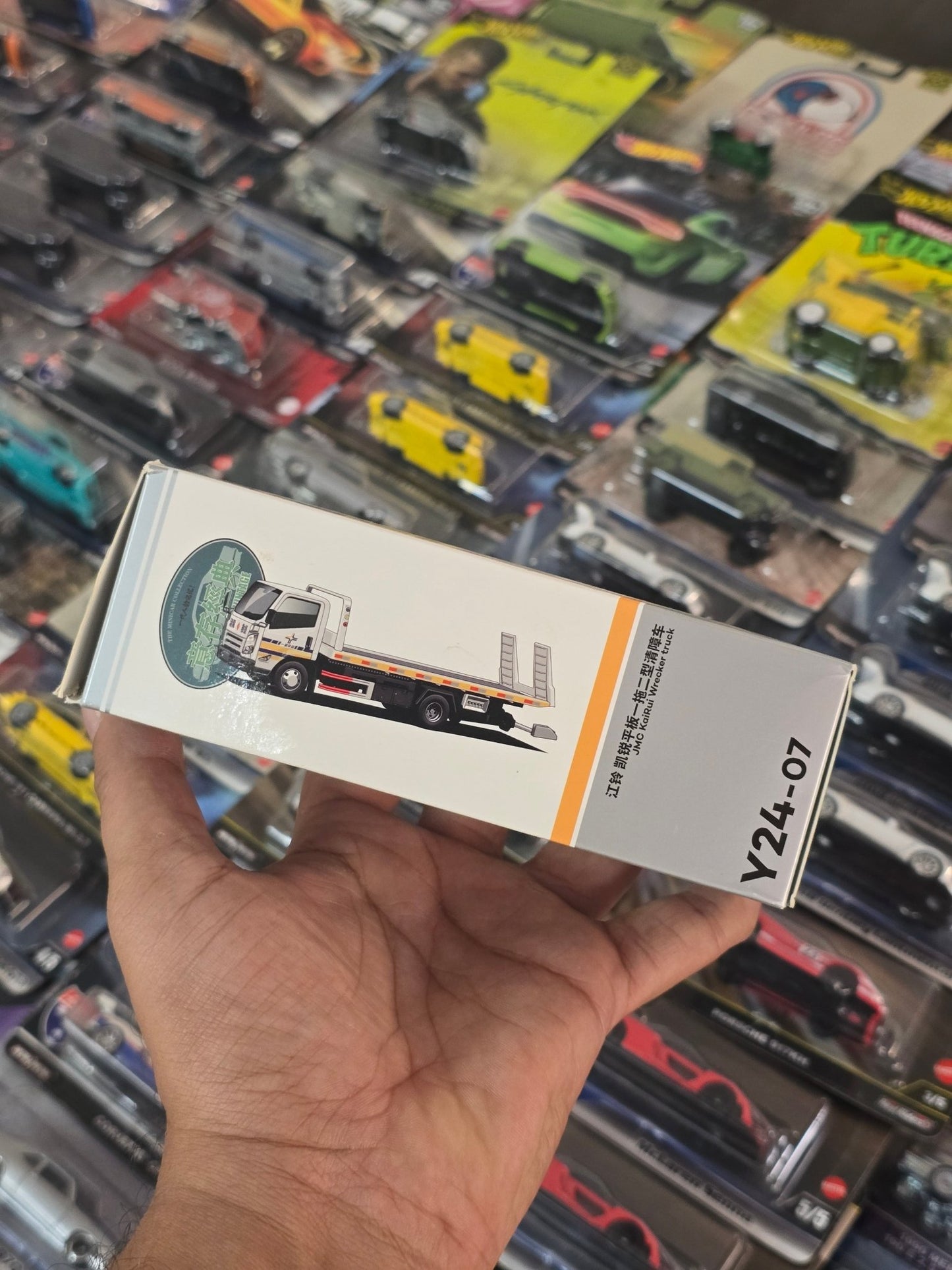 XCarToys JMC Kairui Wrecker Truck (Open Box) - Kinder Logs