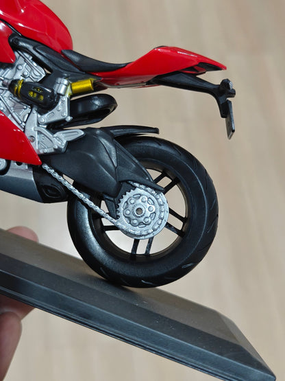 1:12 Maisto Ducati 1199 Panigale (Unboxed - New) - Kinder Logs