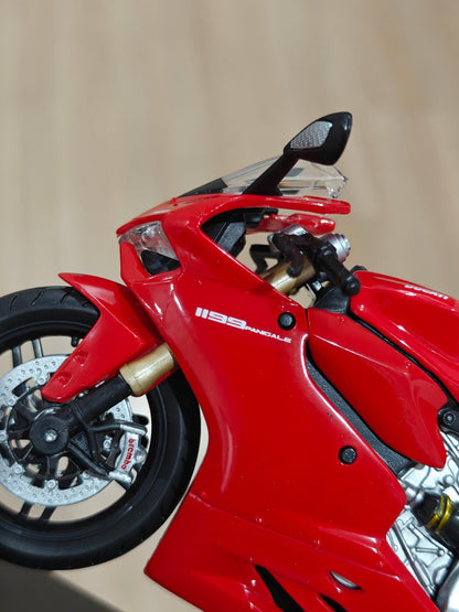 1:12 Maisto Ducati 1199 Panigale (Unboxed - New) - Kinder Logs