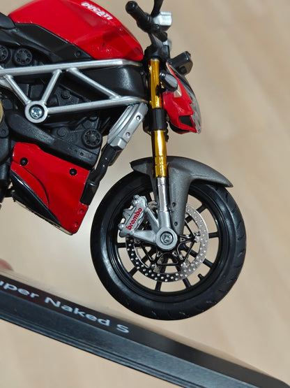 1:12 Maisto Ducati Super Naked S (Unboxed - New) - Kinder Logs