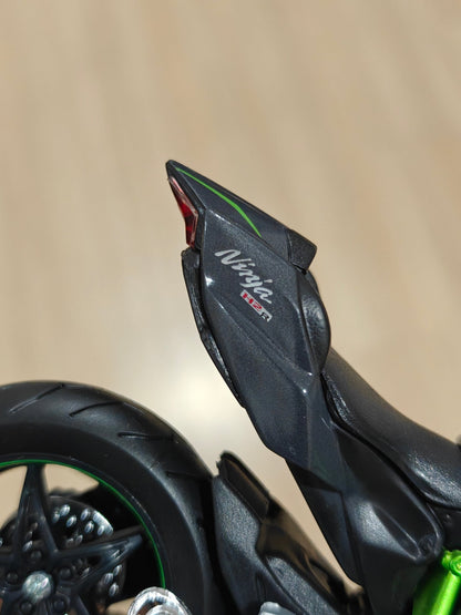 1:12 Maisto Kawasaki Ninja H2R (Unboxed - New) - Kinder Logs