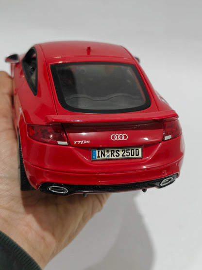 1:18 Bburago Audi TT RS (Pre - Owned) - Kinder Logs