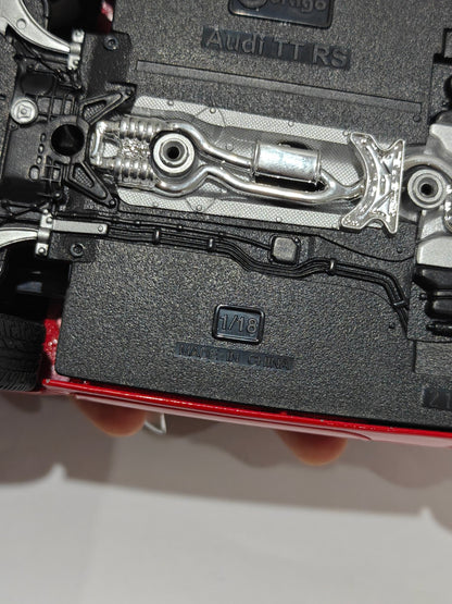 1:18 Bburago Audi TT RS (Pre - Owned) - Kinder Logs