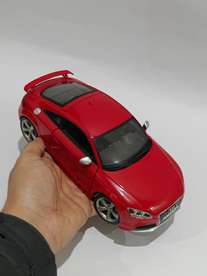 1:18 Bburago Audi TT RS (Pre - Owned) - Kinder Logs