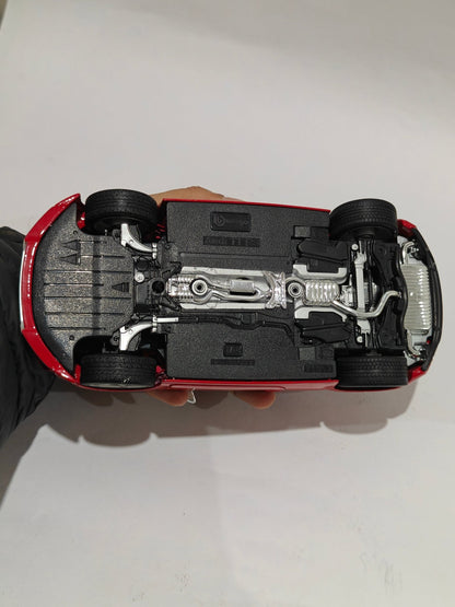 1:18 Bburago Audi TT RS (Pre - Owned) - Kinder Logs