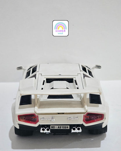 1:18 Bburago Lamborghini Countach - White Color (Pre - Owned) - Kinder Logs