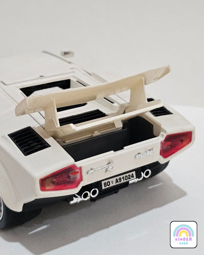 1:18 Bburago Lamborghini Countach - White Color (Pre - Owned) - Kinder Logs