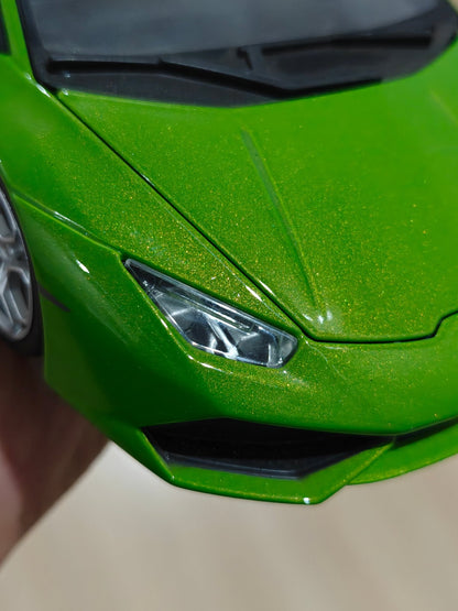 1:18 Bburago Lamborghini Huracan LP610 - 4 - Green Color (Pre - Owned) - Kinder Logs