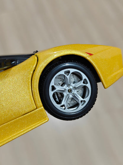 1:18 Bburago Lamborghini Murcielago Roadster - Yellow Color (Pre - Owned) - Kinder Logs