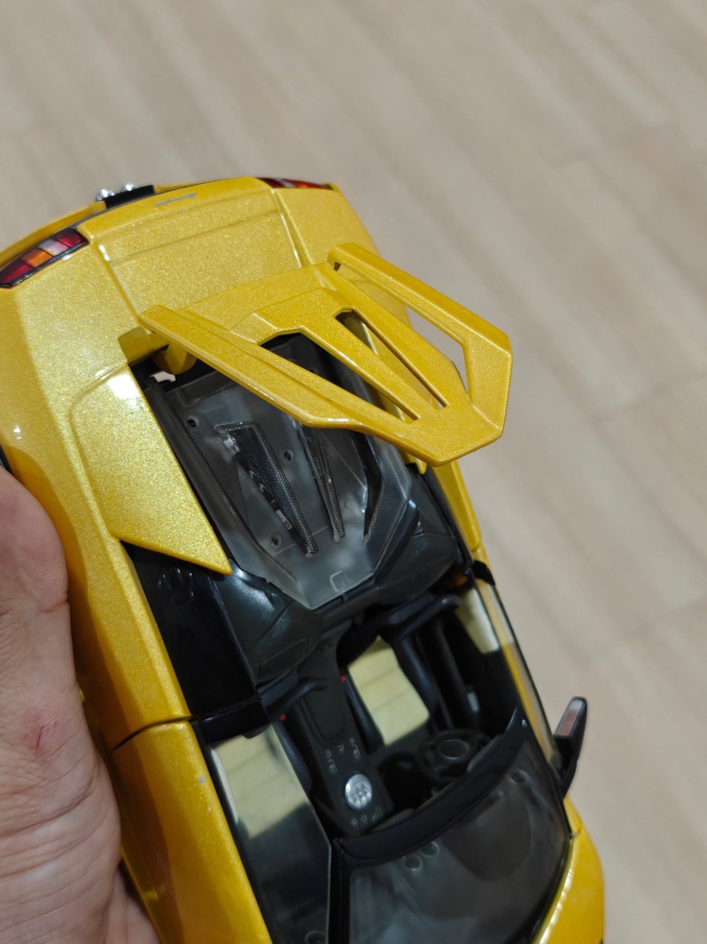 1:18 Bburago Lamborghini Murcielago Roadster - Yellow Color (Pre - Owned) - Kinder Logs