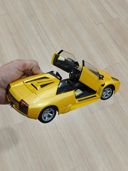 1:18 Bburago Lamborghini Murcielago Roadster - Yellow Color (Pre - Owned) - Kinder Logs
