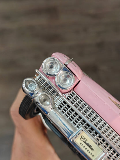 1:18 Maisto 1959 Cadillac Eldorado Biarritz Convertible (Pre - Owned) - Kinder Logs