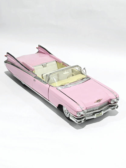 1:18 Maisto 1959 Cadillac Eldorado Biarritz Convertible (Pre - Owned) - Kinder Logs