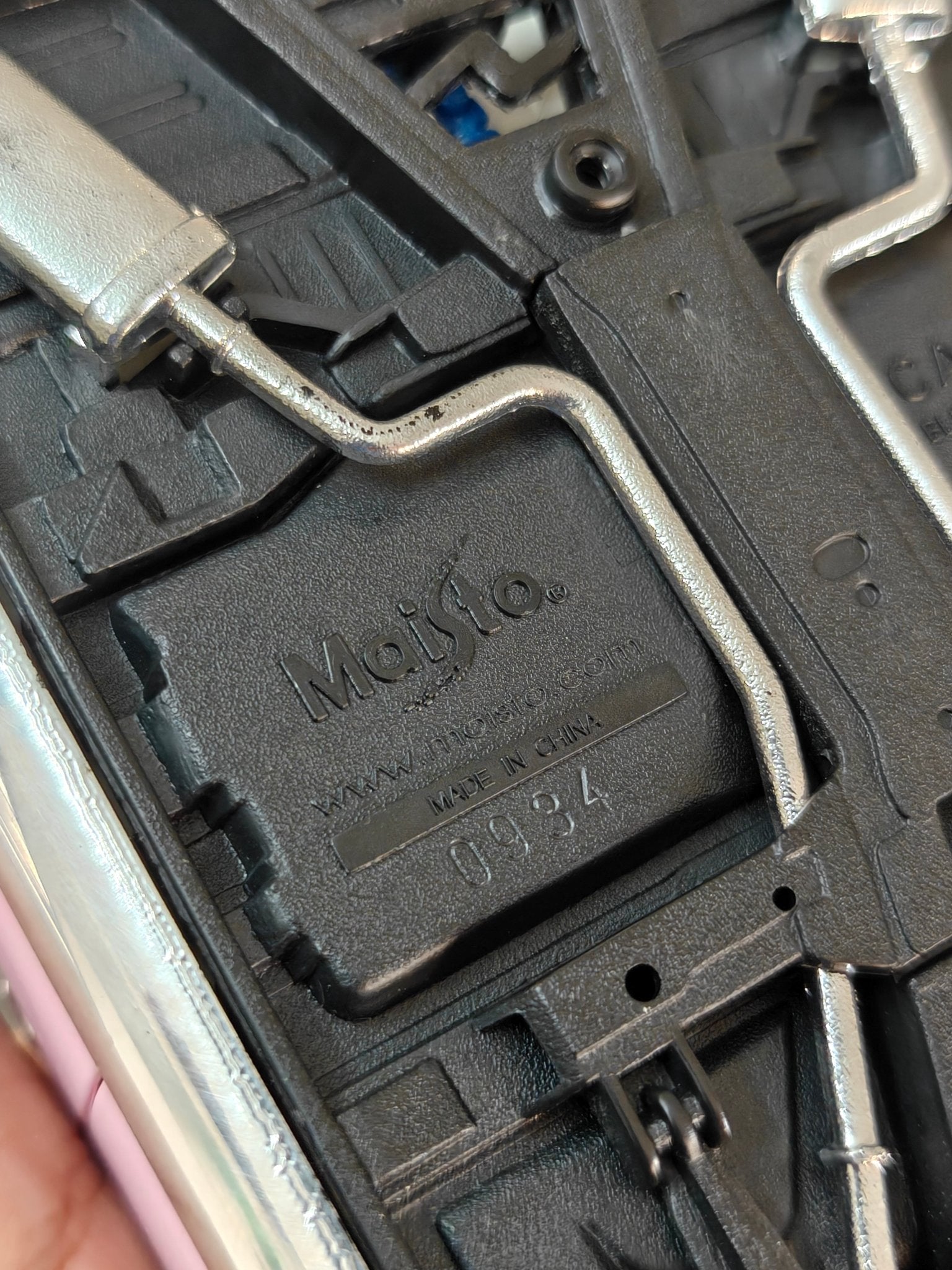 1:18 Maisto 1959 Cadillac Eldorado Biarritz Convertible (Pre - Owned) - Kinder Logs