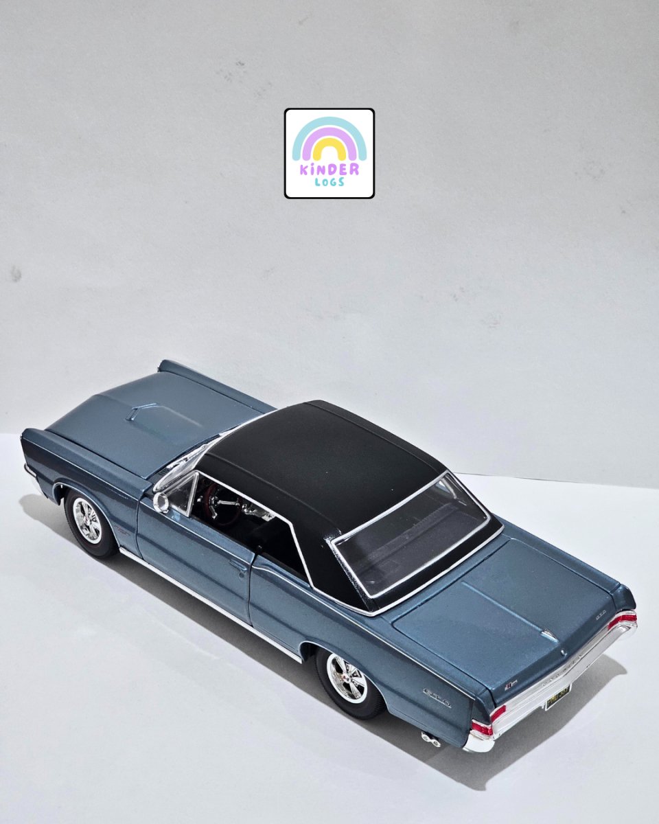 1:18 Maisto 1965 Pontiac GTO - Blue Color (Pre - Owned) - Kinder Logs