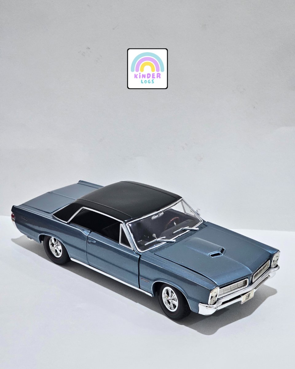 1:18 Maisto 1965 Pontiac GTO - Blue Color (Pre - Owned) - Kinder Logs