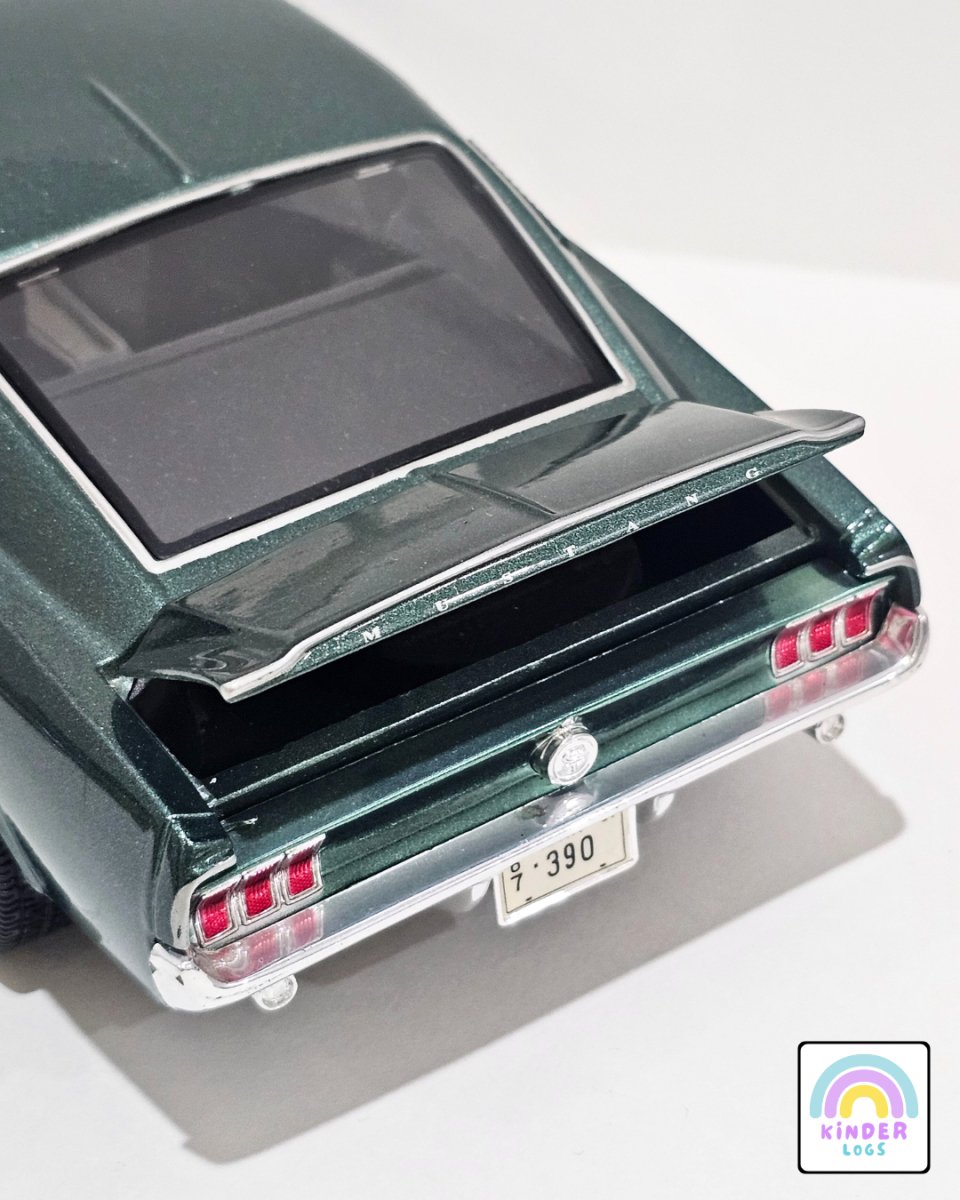 1:18 Maisto 1967 Ford Mustang GTA Fastback (Pre - Owned) - Kinder Logs