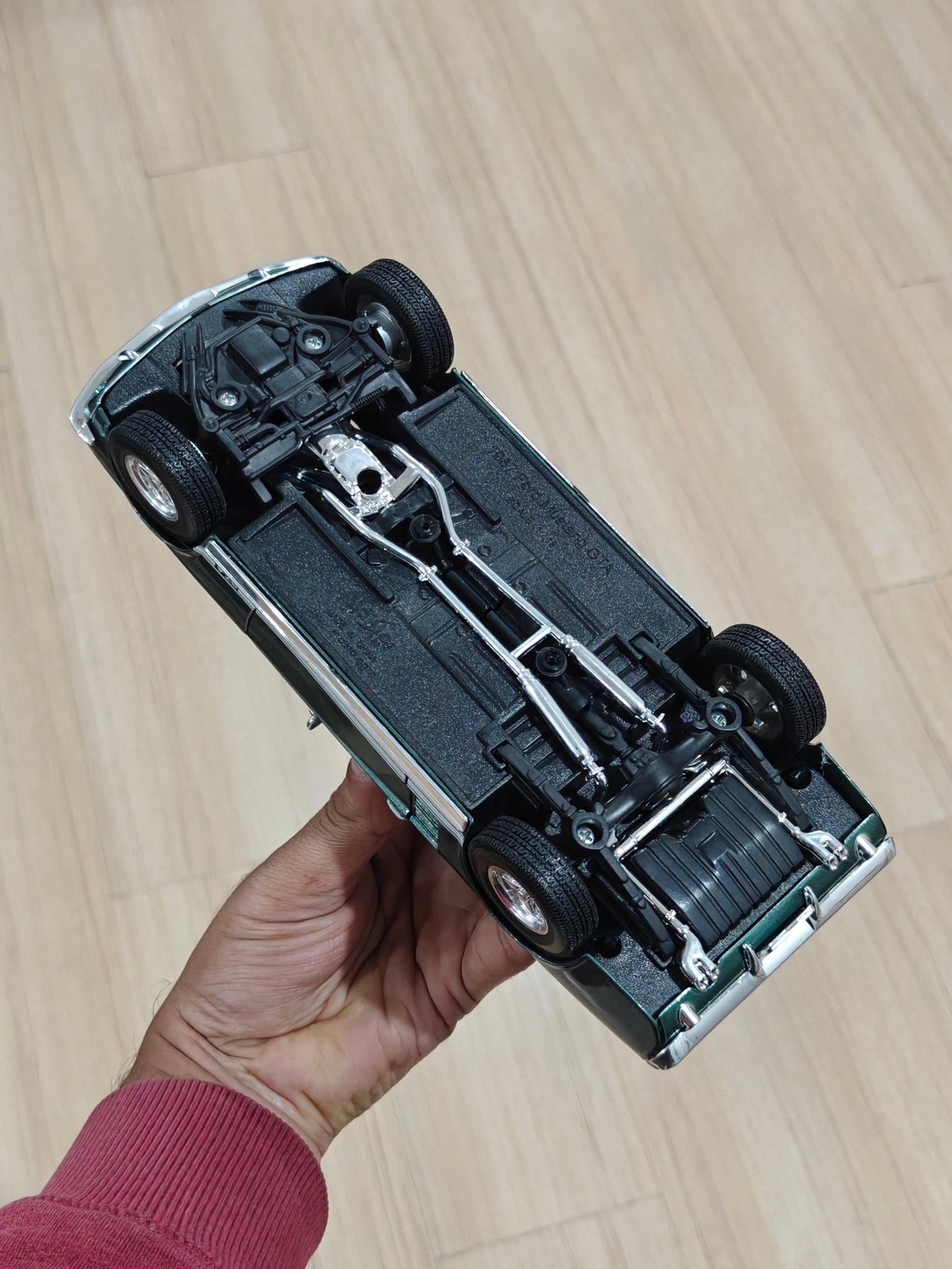 1:18 Maisto 1967 Ford Mustang GTA Fastback (Pre - Owned) - Kinder Logs